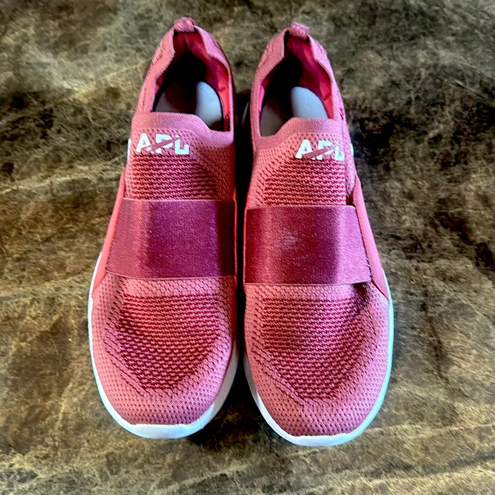 APL tennis shoes